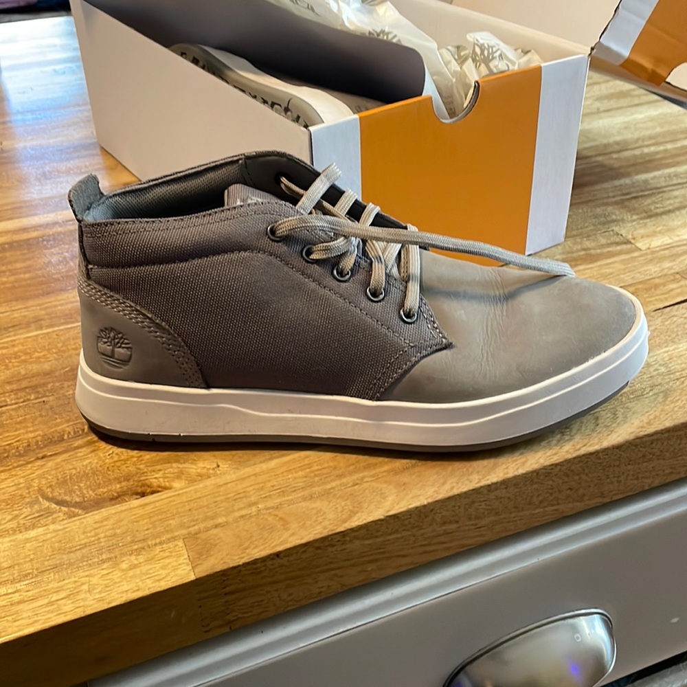 BNIB Timberland Davis Square men’s sneaker /chukka boot size 8